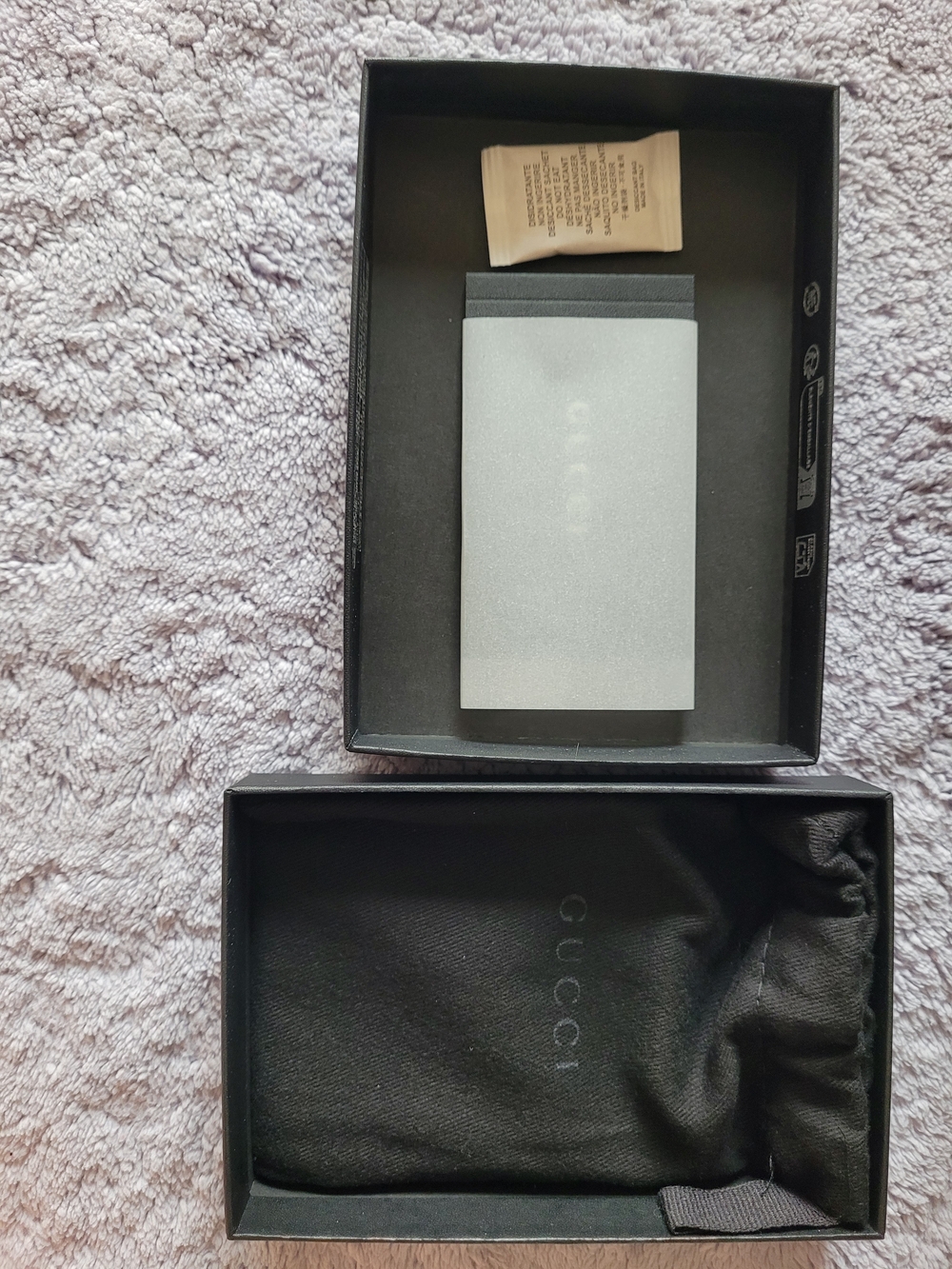 Gucci GG Supreme Canvas Shoulder Bag in Beige with Web Stripe - Picture 6 of 11